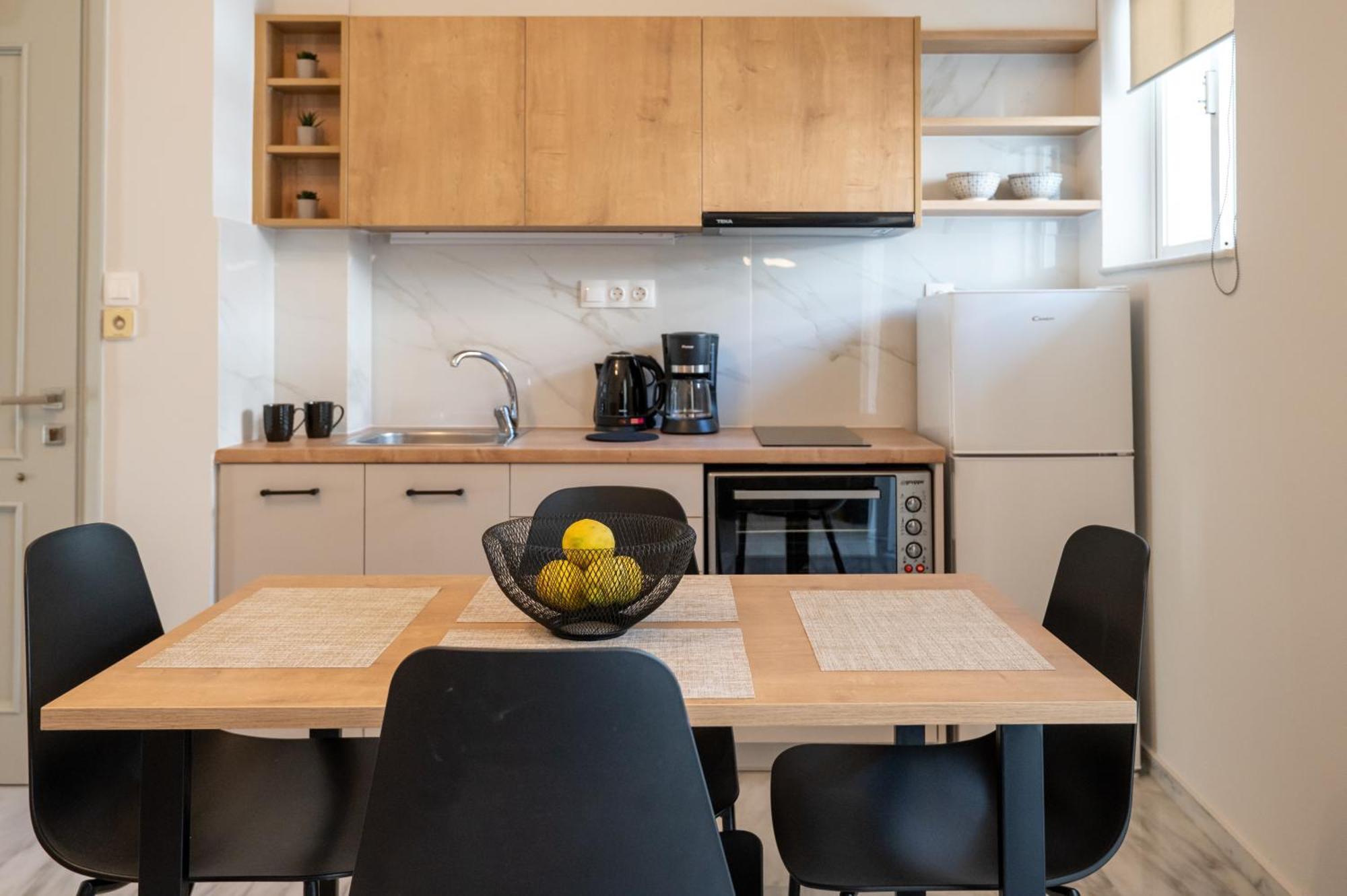 Mardinik Hotel Apartments 레팀노 외부 사진
