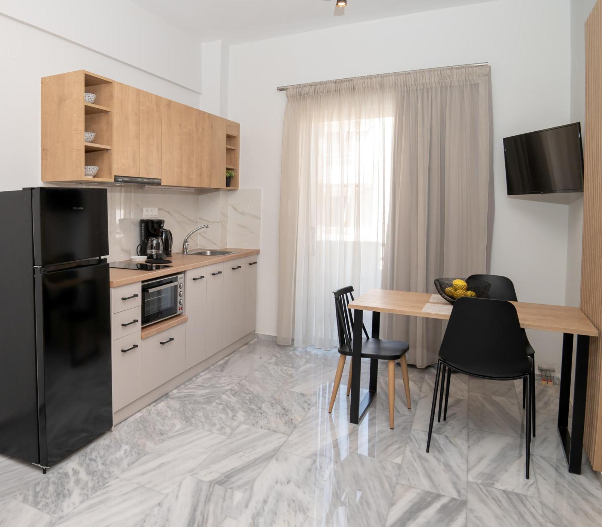 Mardinik Hotel Apartments 레팀노 외부 사진